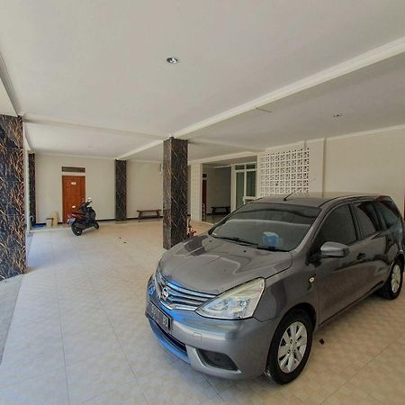 Reddoorz Syariah Near Solo Paragon Mall 2 Bonorejo Exterior photo